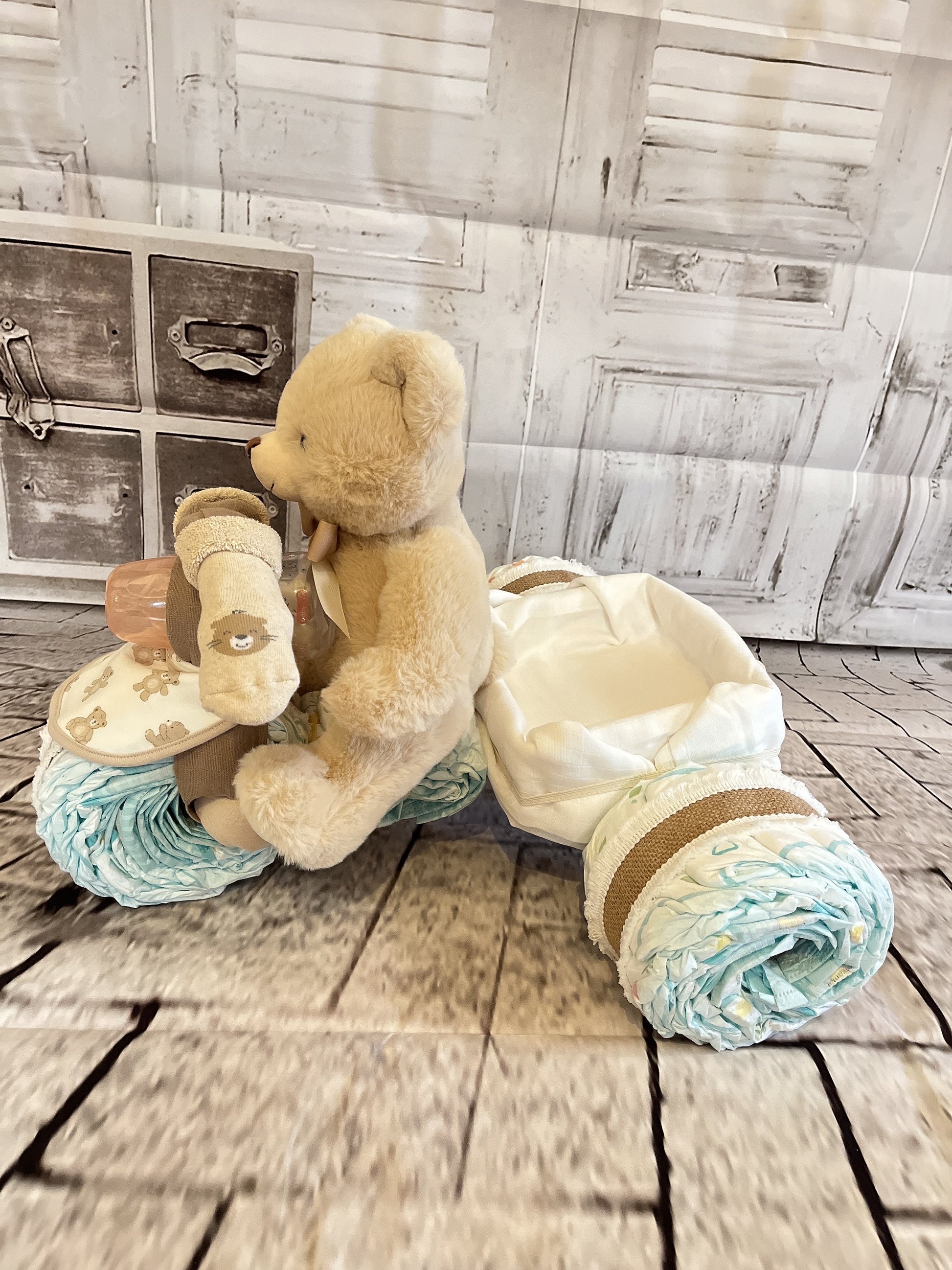 Geschenk zur Geburt Windeltorte 