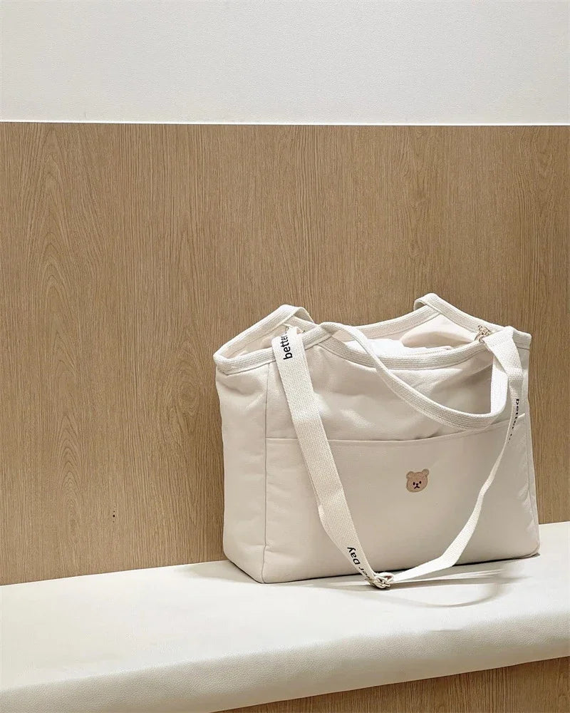 Süße Wickeltasche mit Bärchen-Design